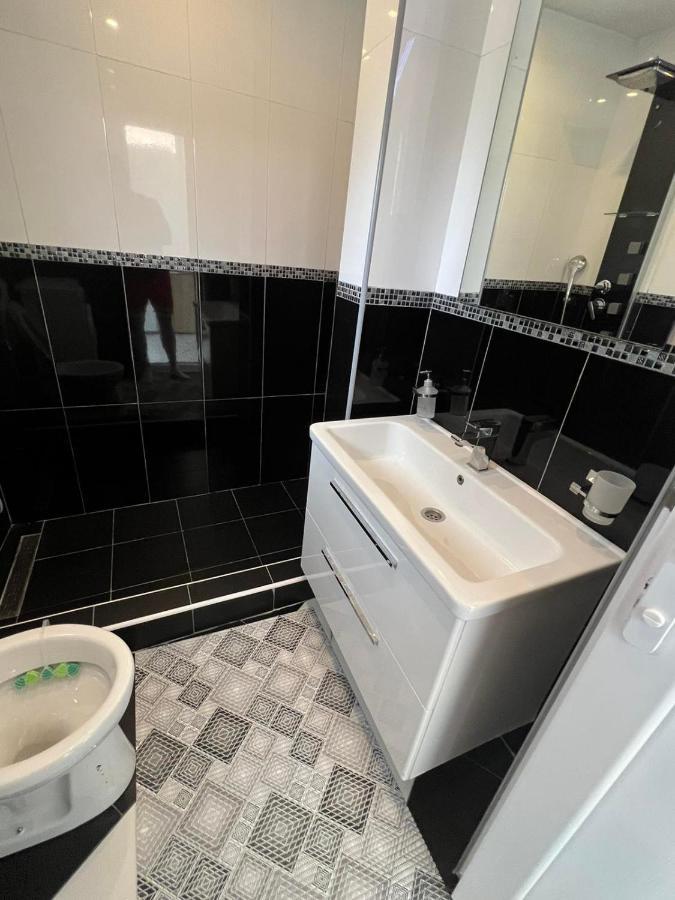 Apartman Glorija Cattaro Esterno foto