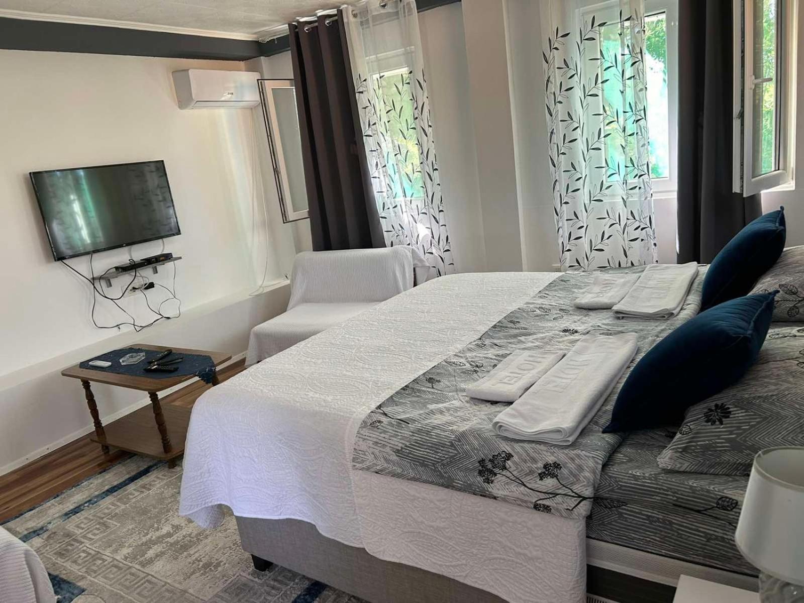 Apartman Glorija Cattaro Esterno foto